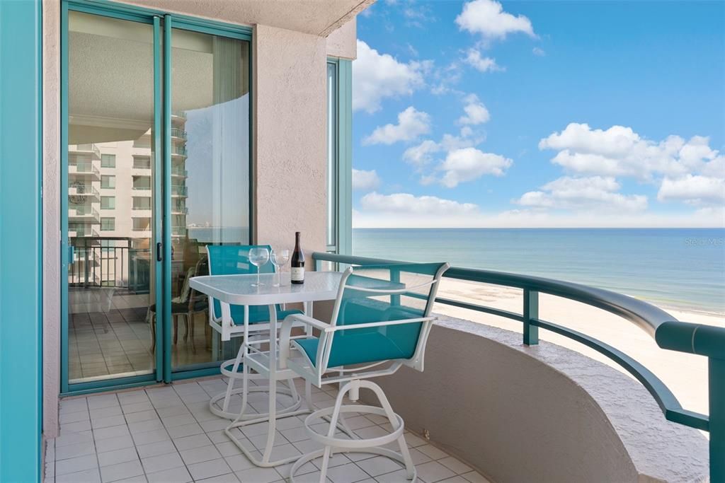 待售: $1,800,000 (3 贝兹, 3 浴室, 2563 平方英尺)