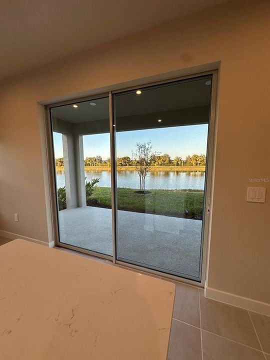 出租: $2,300 (3 贝兹, 2 浴室, 1674 平方英尺)