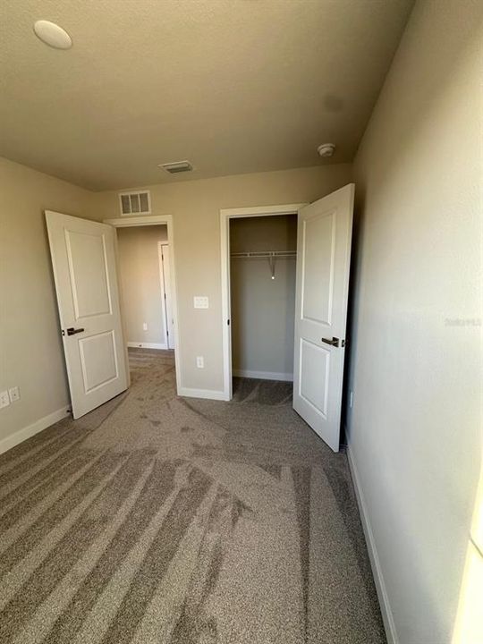 出租: $2,300 (3 贝兹, 2 浴室, 1674 平方英尺)