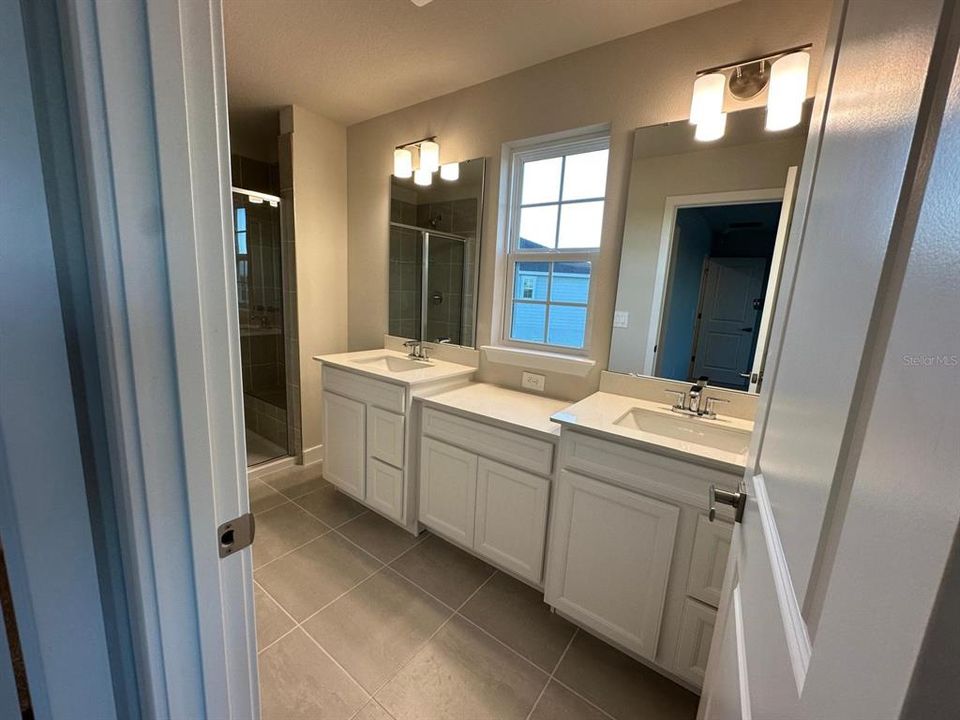 出租: $2,300 (3 贝兹, 2 浴室, 1674 平方英尺)