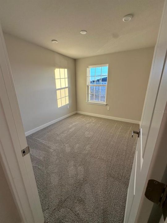 出租: $2,300 (3 贝兹, 2 浴室, 1674 平方英尺)