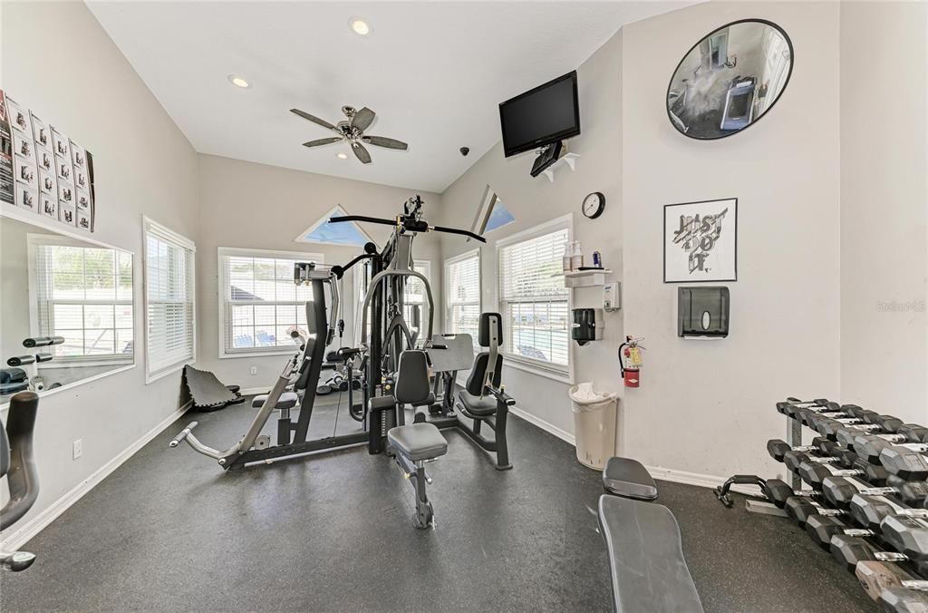 待售: $439,000 (3 贝兹, 2 浴室, 2035 平方英尺)