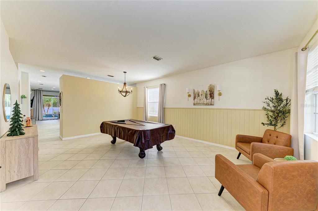 待售: $439,000 (3 贝兹, 2 浴室, 2035 平方英尺)