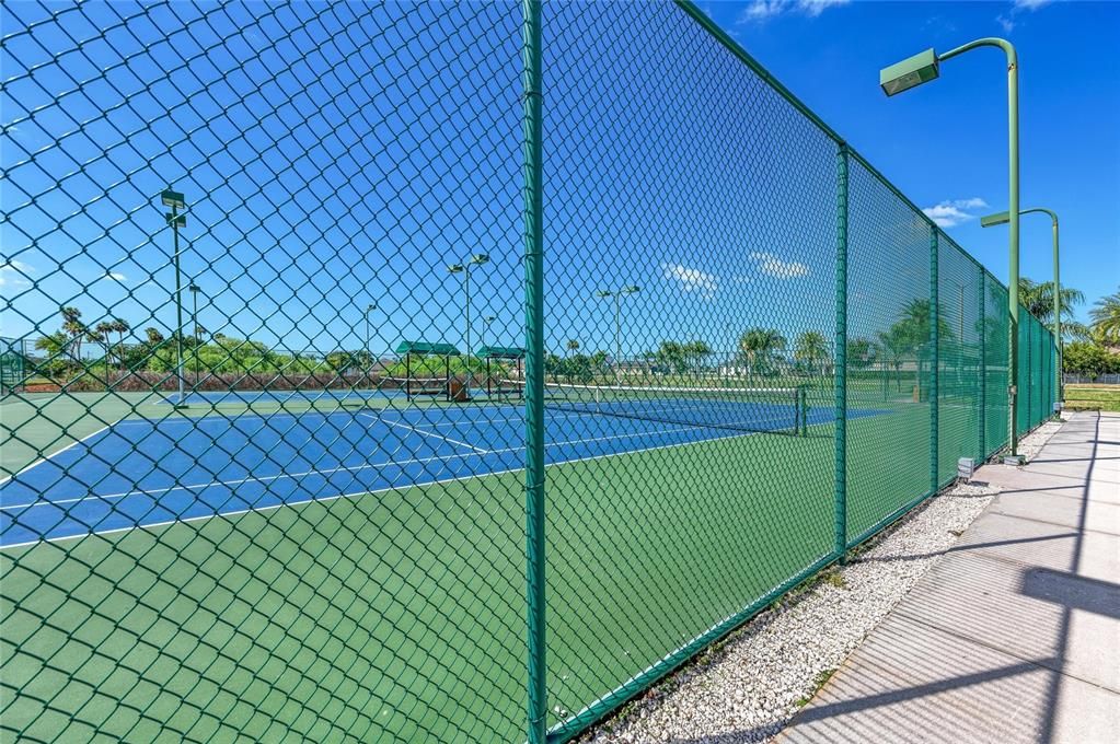 待售: $439,000 (3 贝兹, 2 浴室, 2035 平方英尺)