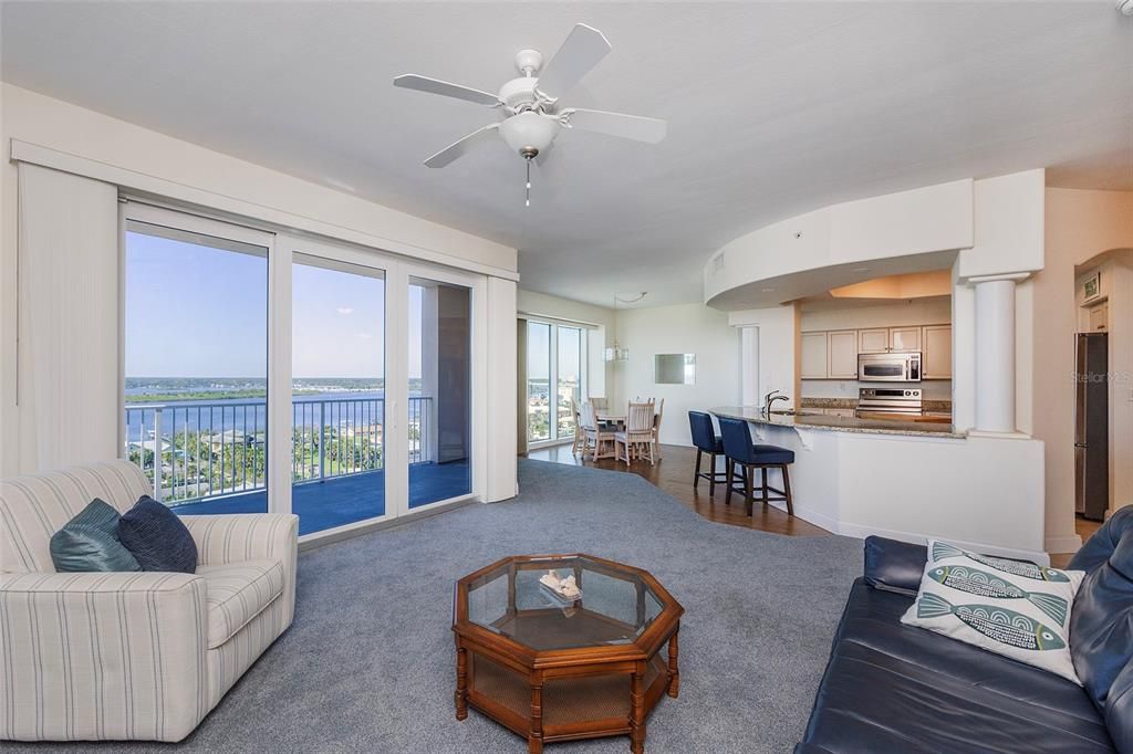 На продажу: $534,900 (3 спален, 2 ванн, 1808 Квадратных фут)