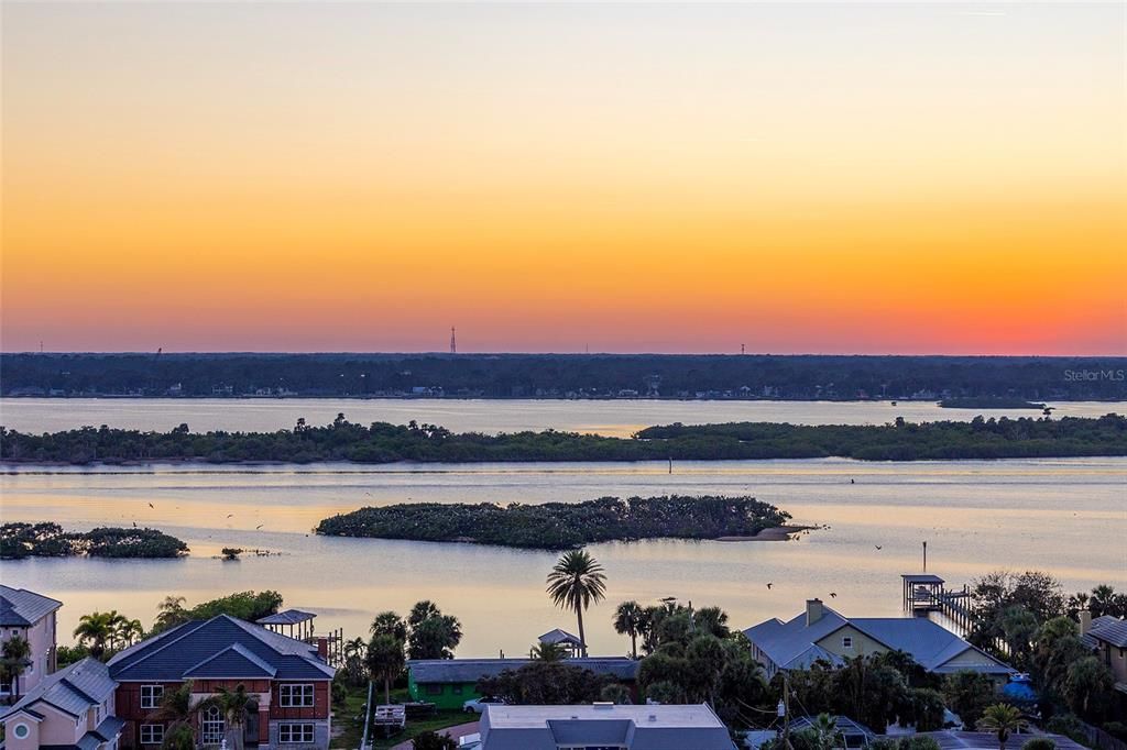 На продажу: $534,900 (3 спален, 2 ванн, 1808 Квадратных фут)