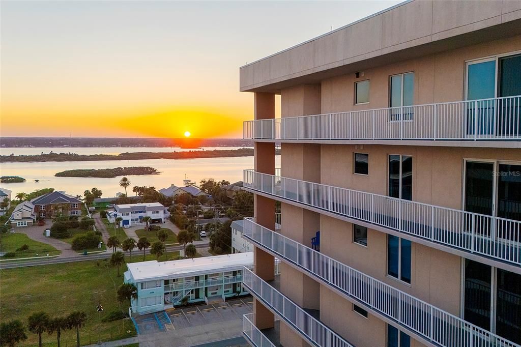 На продажу: $534,900 (3 спален, 2 ванн, 1808 Квадратных фут)