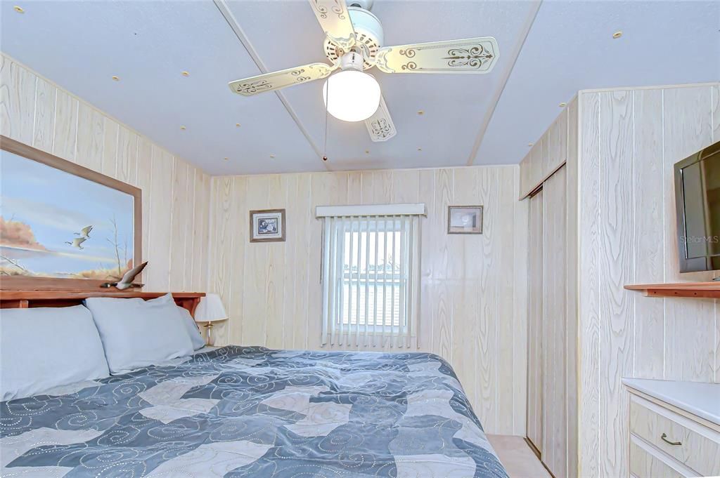 待售: $129,900 (2 贝兹, 2 浴室, 897 平方英尺)