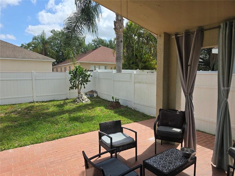 For Sale: $409,000 (4 beds, 2 baths, 1754 Square Feet)