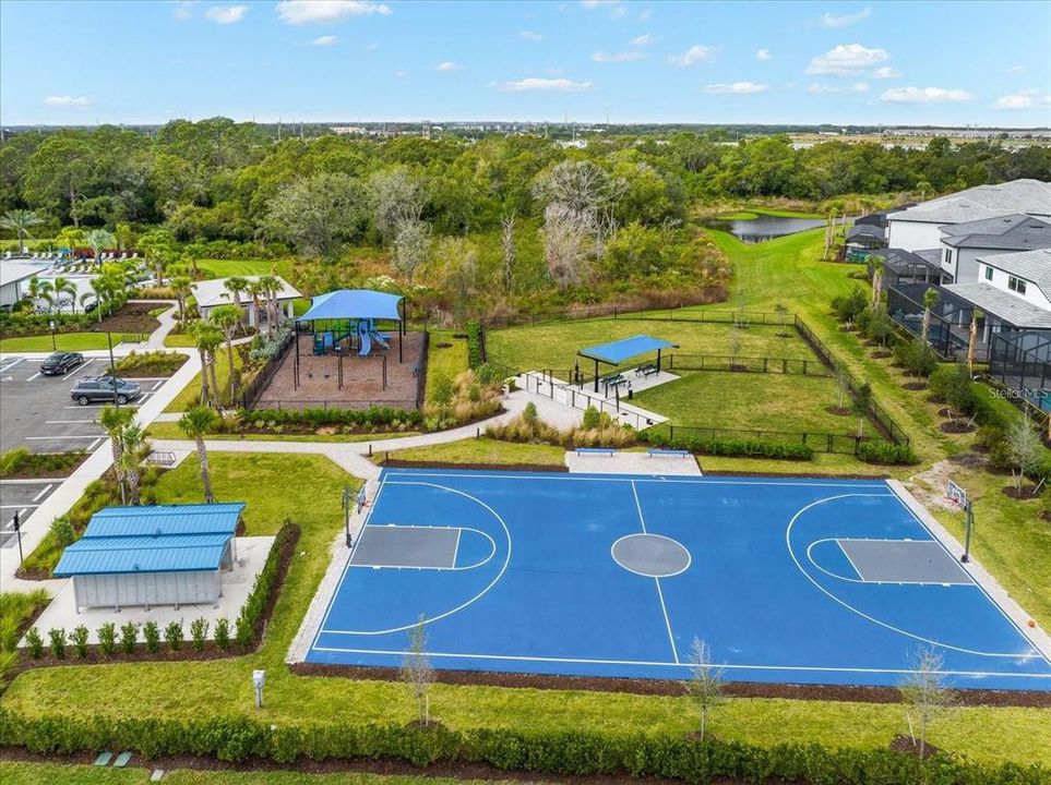 En Venta: $599,000 (5 camas, 3 baños, 2638 Pies cuadrados)