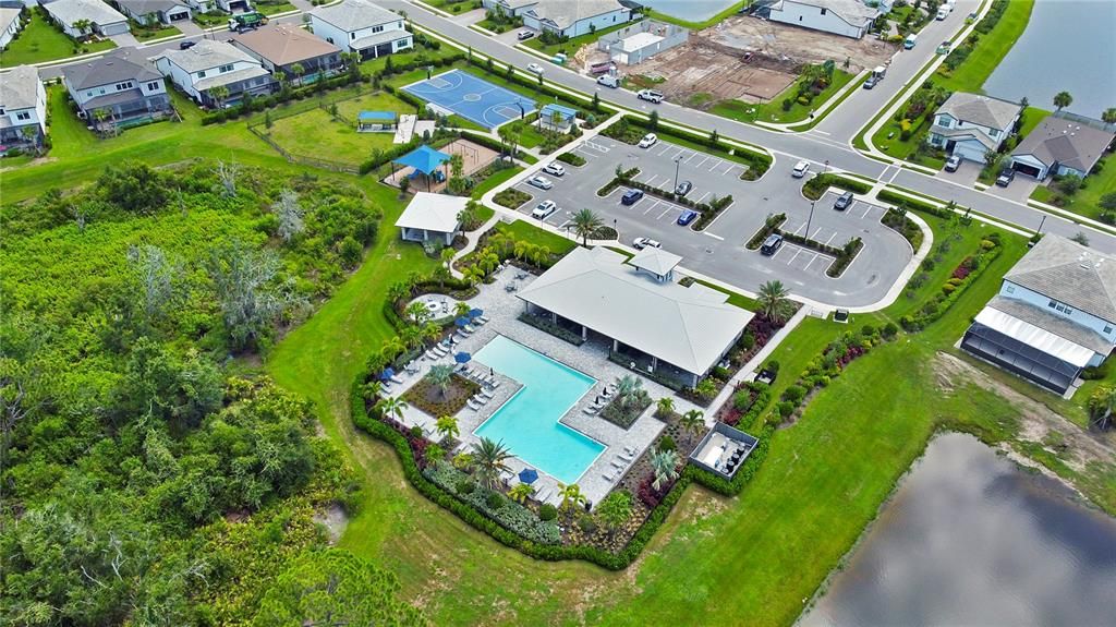 En Venta: $599,000 (5 camas, 3 baños, 2638 Pies cuadrados)