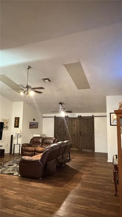 待售: $239,900 (3 贝兹, 2 浴室, 1973 平方英尺)