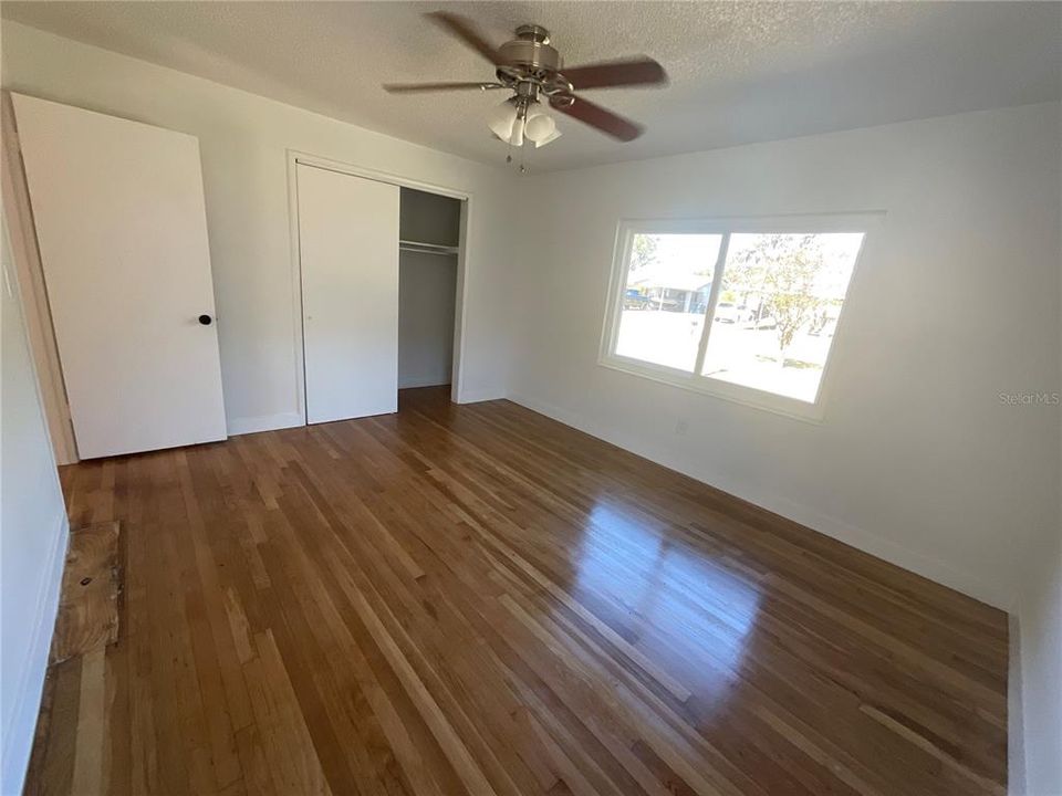 待售: $279,900 (4 贝兹, 2 浴室, 1838 平方英尺)