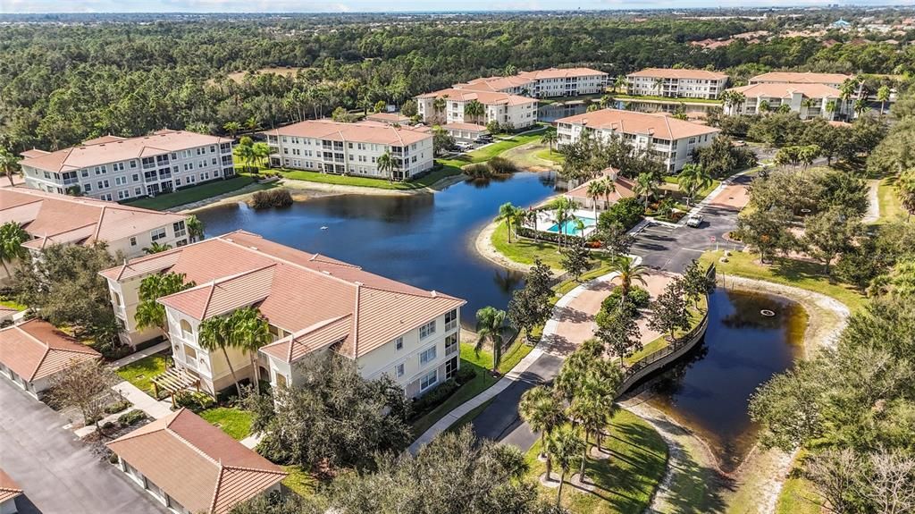 For Sale: $355,000 (2 beds, 2 baths, 1527 Square Feet)