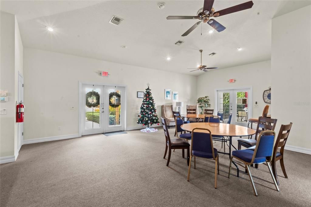 For Sale: $355,000 (2 beds, 2 baths, 1527 Square Feet)