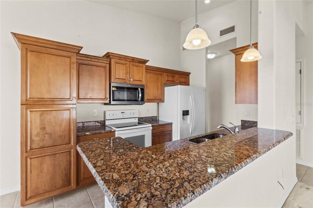 For Sale: $355,000 (2 beds, 2 baths, 1527 Square Feet)