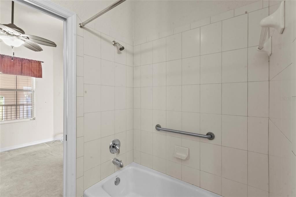 For Sale: $355,000 (2 beds, 2 baths, 1527 Square Feet)