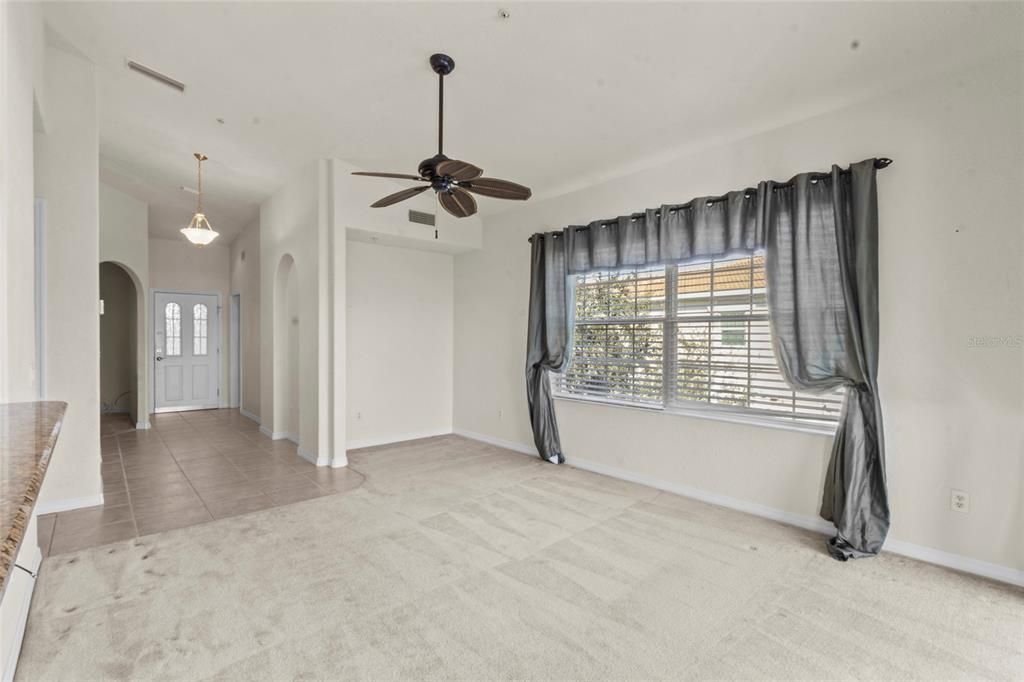 For Sale: $355,000 (2 beds, 2 baths, 1527 Square Feet)