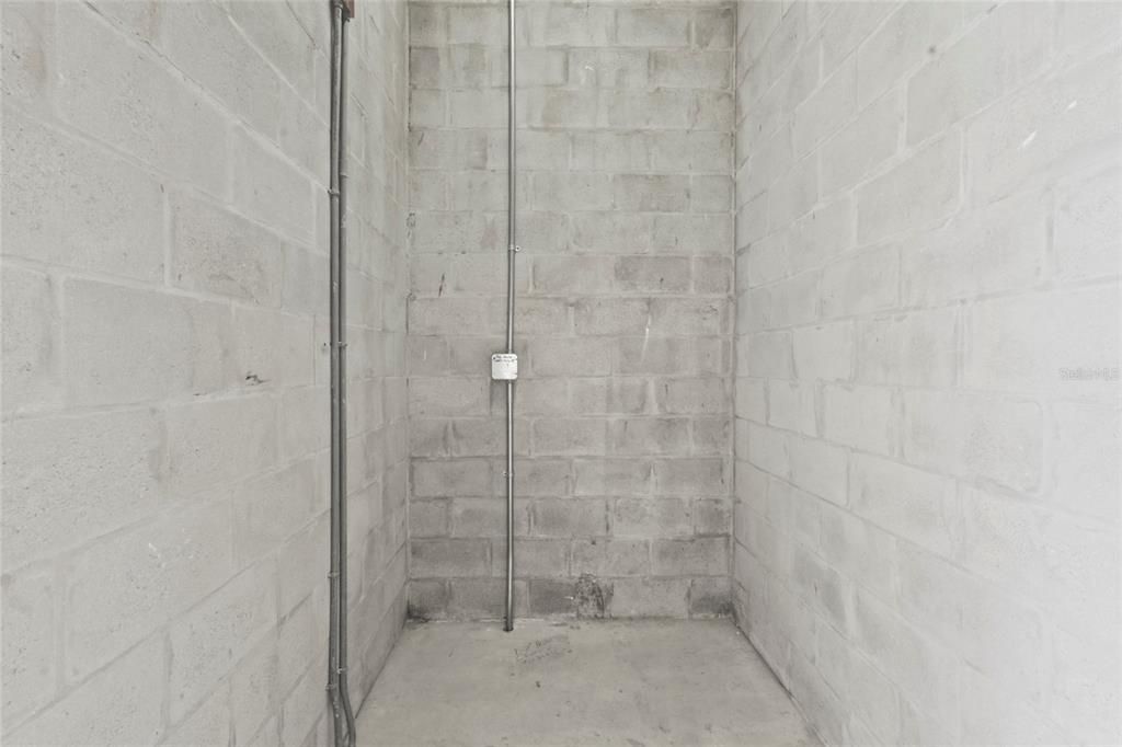 For Sale: $355,000 (2 beds, 2 baths, 1527 Square Feet)