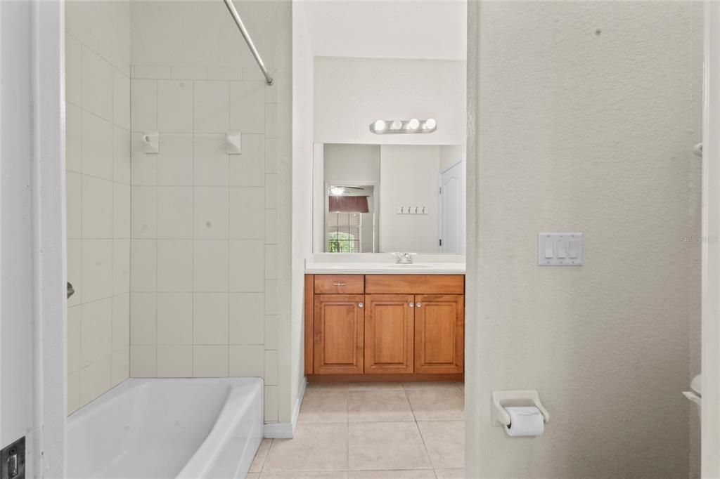 For Sale: $355,000 (2 beds, 2 baths, 1527 Square Feet)