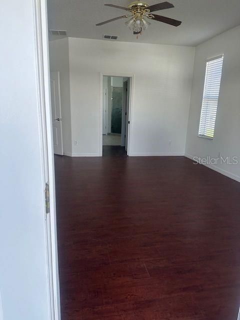 En Renta: $2,650 (4 camas, 2 baños, 2067 Pies cuadrados)