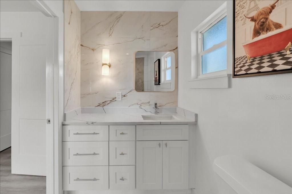 For Sale: $699,000 (4 beds, 3 baths, 2000 Square Feet)