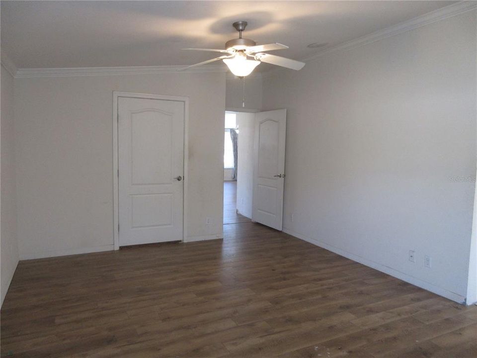 待售: $182,900 (2 贝兹, 2 浴室, 1846 平方英尺)