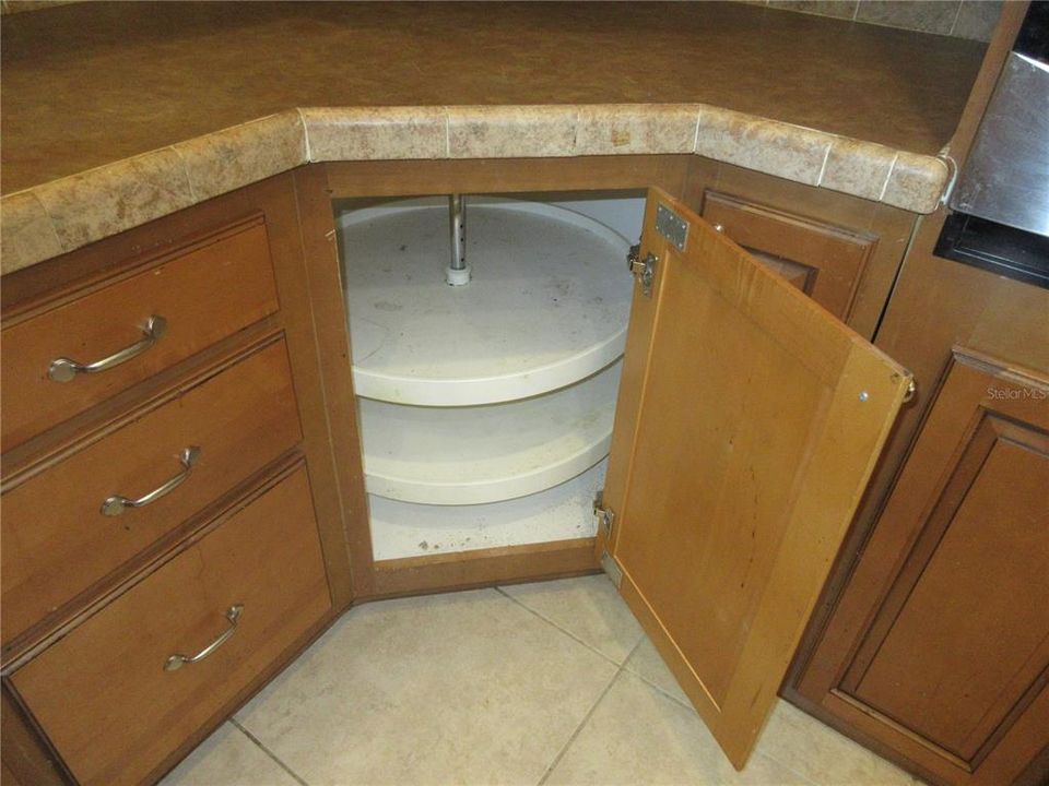 待售: $182,900 (2 贝兹, 2 浴室, 1846 平方英尺)