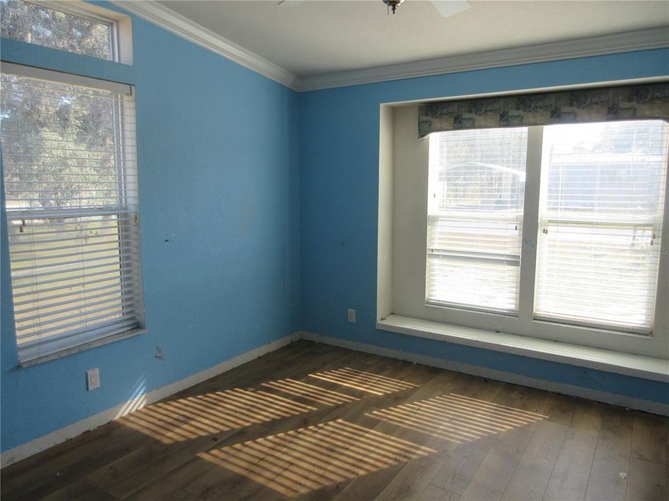 待售: $182,900 (2 贝兹, 2 浴室, 1846 平方英尺)