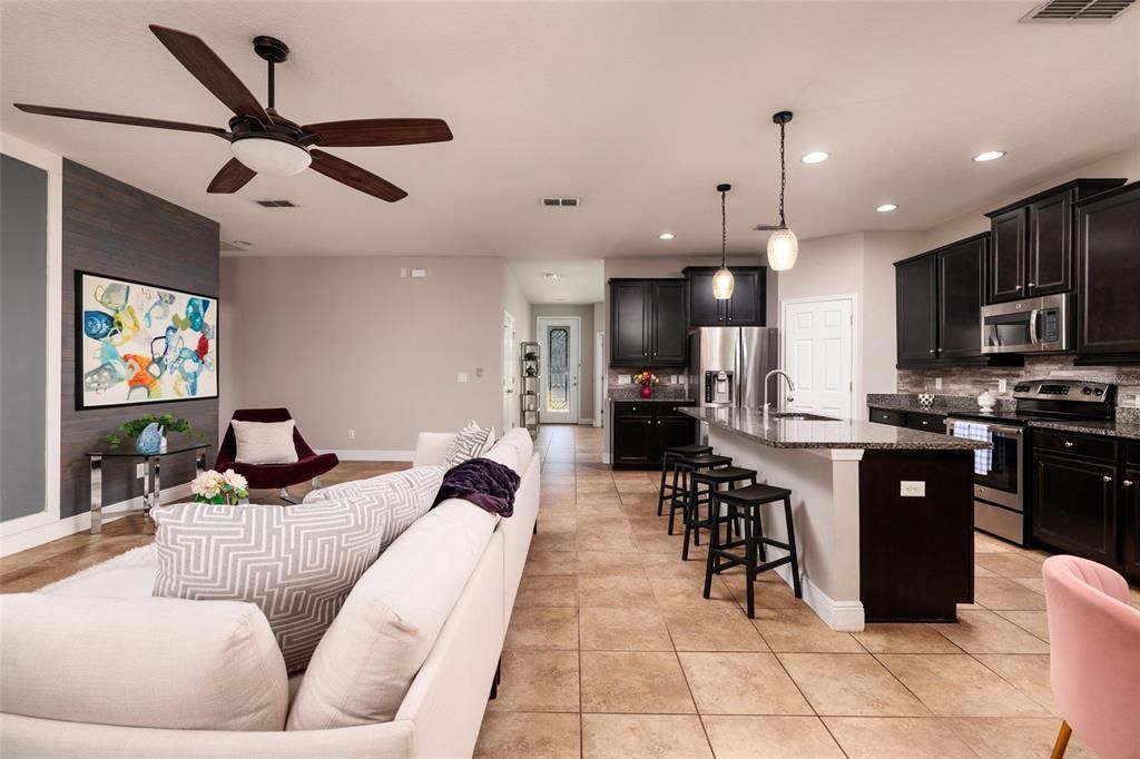 待售: $500,000 (4 贝兹, 2 浴室, 2222 平方英尺)