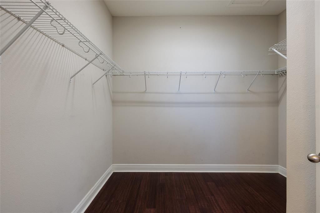 待售: $500,000 (4 贝兹, 2 浴室, 2222 平方英尺)