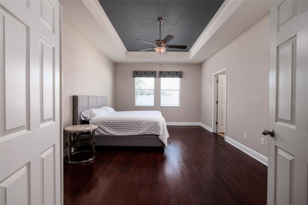 待售: $500,000 (4 贝兹, 2 浴室, 2222 平方英尺)