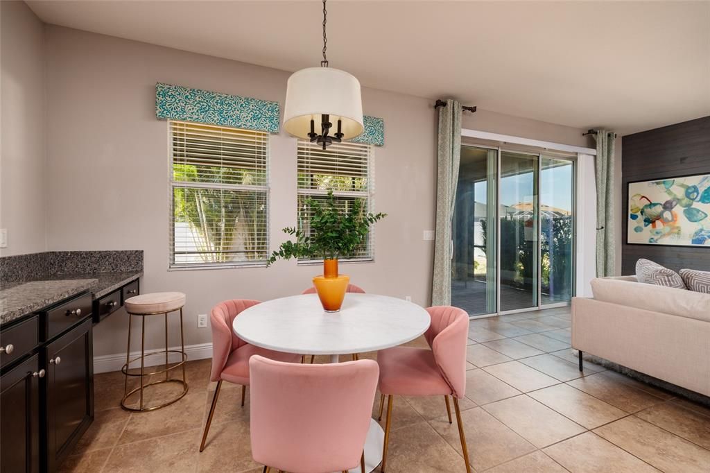 待售: $500,000 (4 贝兹, 2 浴室, 2222 平方英尺)