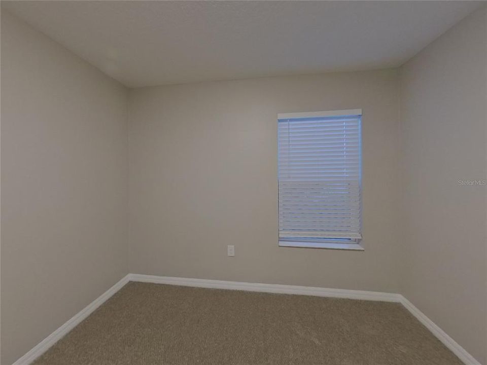 出租: $2,049 (4 贝兹, 2 浴室, 1701 平方英尺)