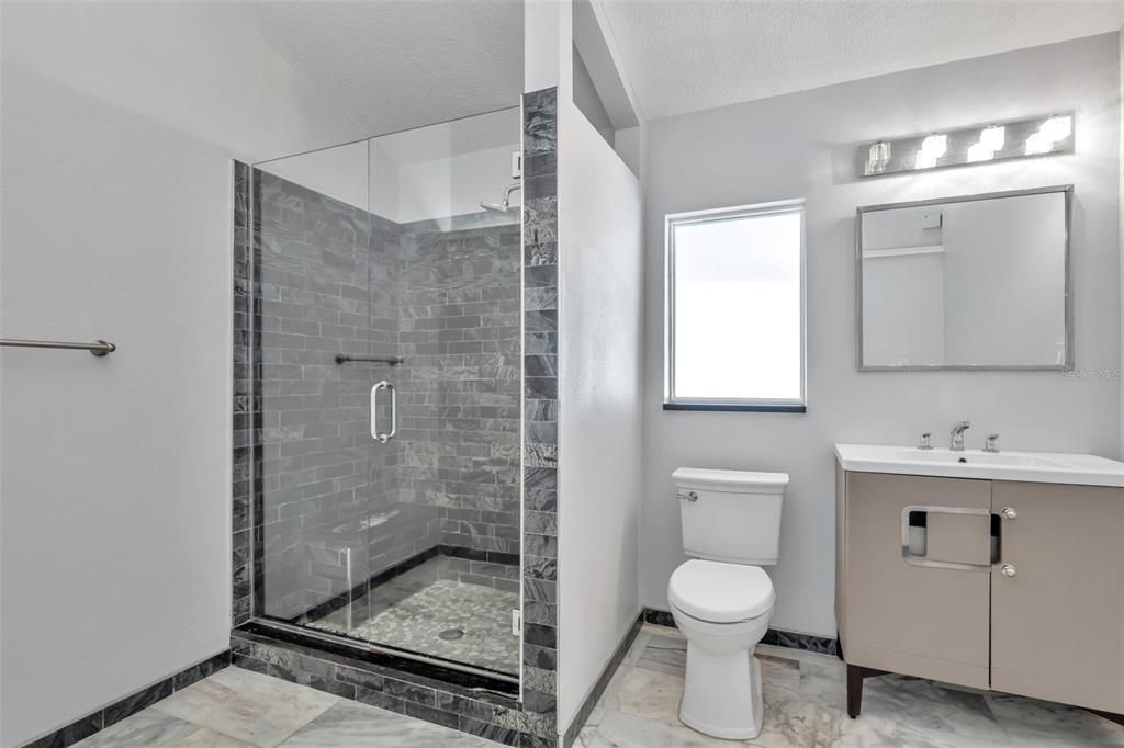 En Renta: $5,000 (3 camas, 2 baños, 1456 Pies cuadrados)