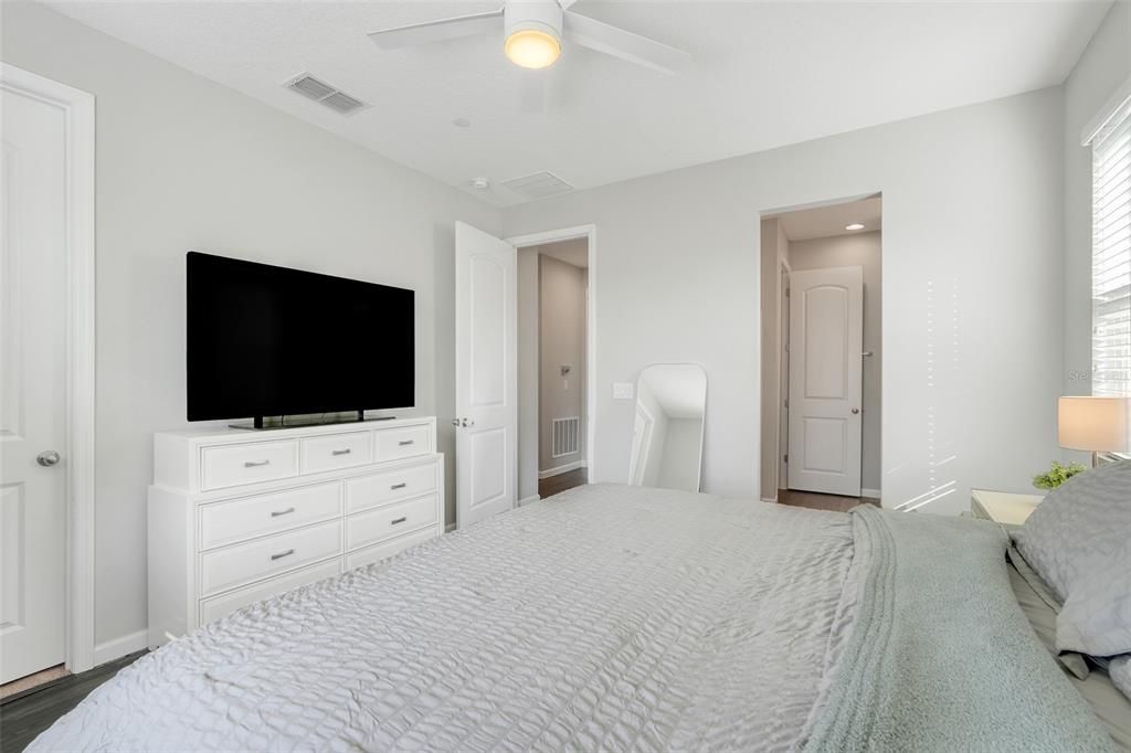 На продажу: $365,000 (3 спален, 2 ванн, 1479 Квадратных фут)