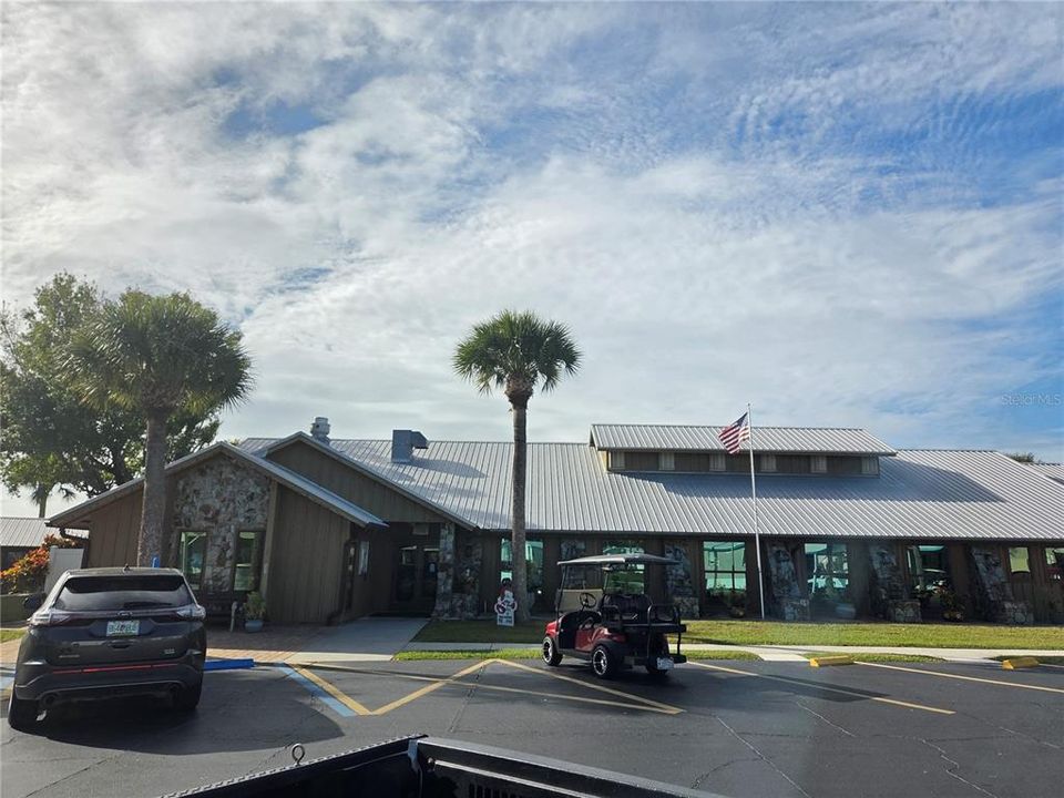 For Sale: $85,000 (1 beds, 1 baths, 404 Square Feet)