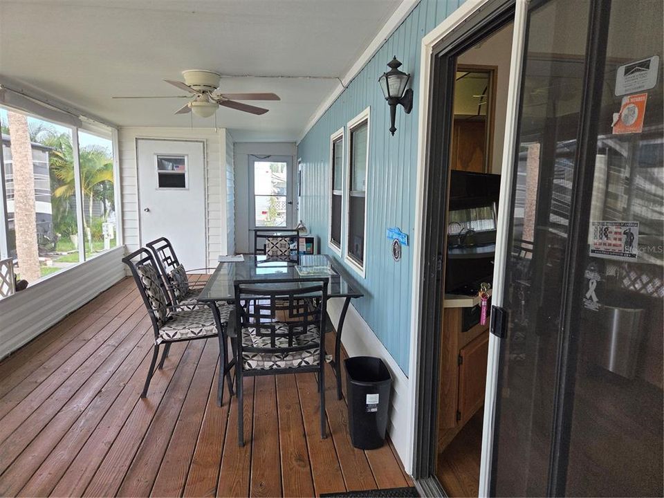 For Sale: $85,000 (1 beds, 1 baths, 404 Square Feet)