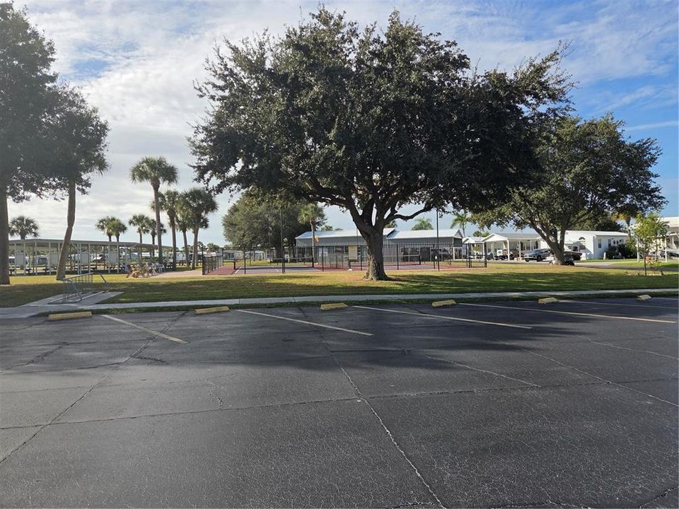 For Sale: $85,000 (1 beds, 1 baths, 404 Square Feet)