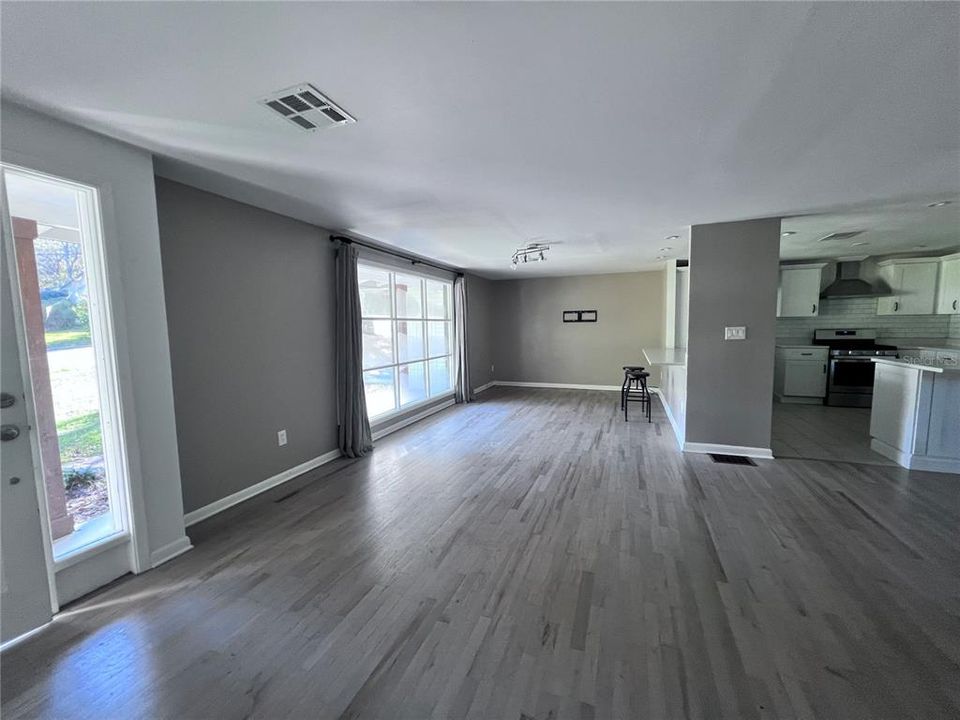 For Rent: $3,100 (3 beds, 2 baths, 1508 Square Feet)