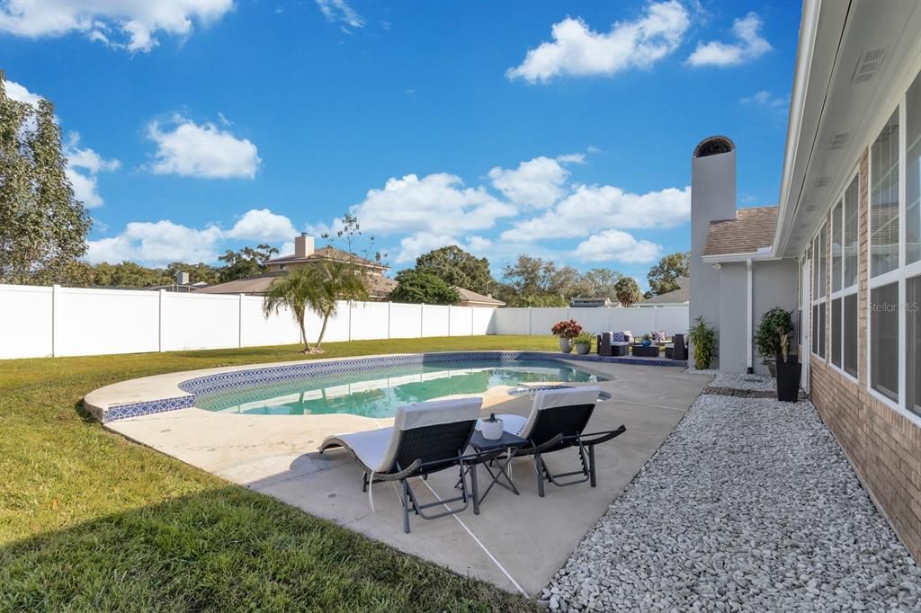 For Sale: $415,000 (3 beds, 2 baths, 2274 Square Feet)