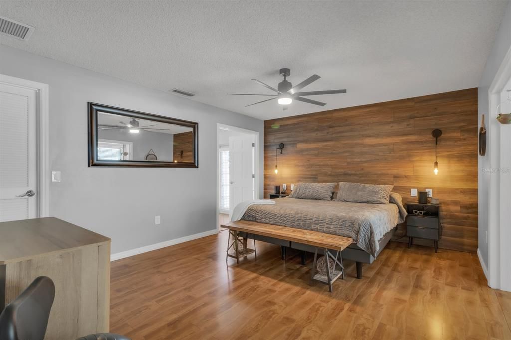 For Sale: $415,000 (3 beds, 2 baths, 2274 Square Feet)