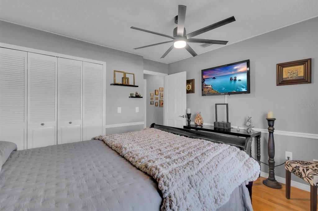 For Sale: $415,000 (3 beds, 2 baths, 2274 Square Feet)