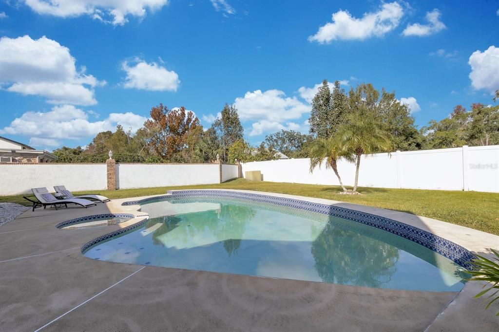 For Sale: $415,000 (3 beds, 2 baths, 2274 Square Feet)