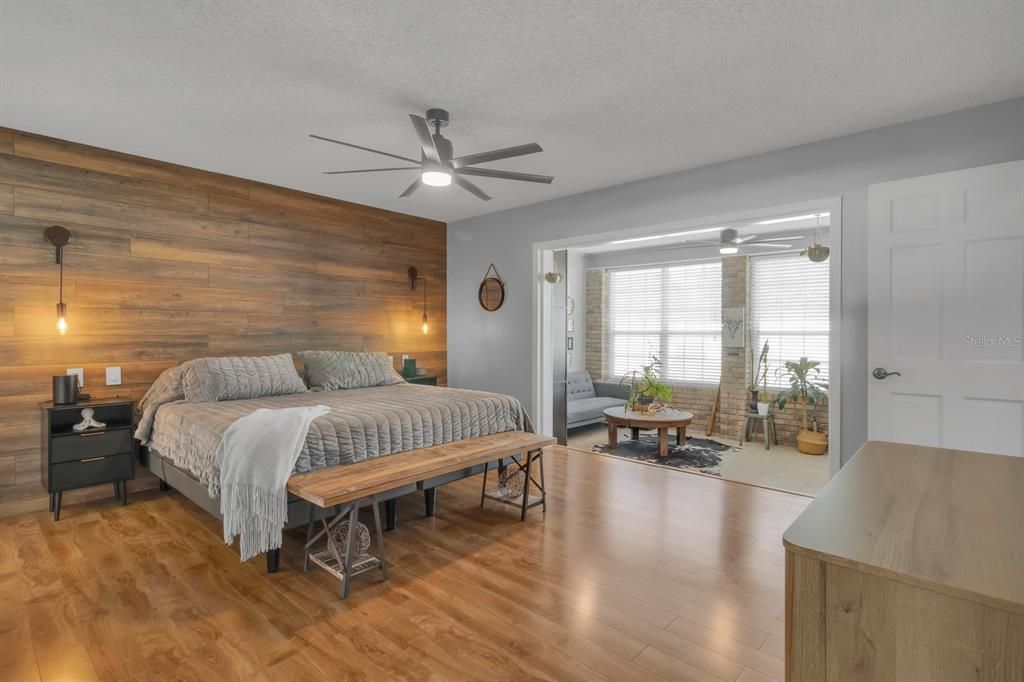 For Sale: $415,000 (3 beds, 2 baths, 2274 Square Feet)