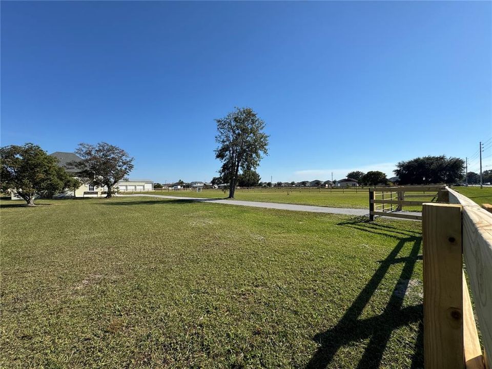 For Rent: $3,800 (3 beds, 2 baths, 3108 Square Feet)