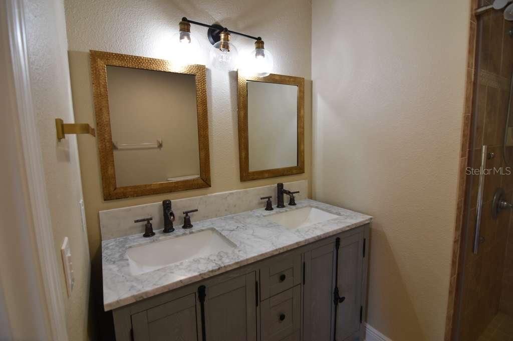 For Rent: $3,800 (3 beds, 2 baths, 3108 Square Feet)