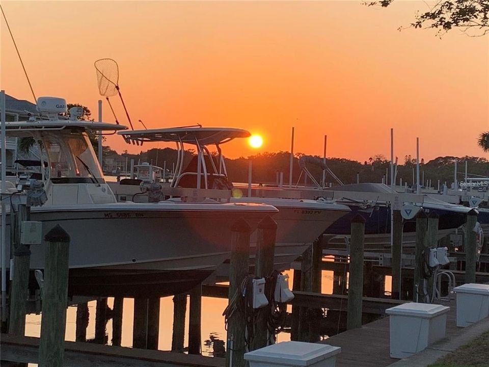 En Venta: $274,000 (2 camas, 1 baños, 774 Pies cuadrados)