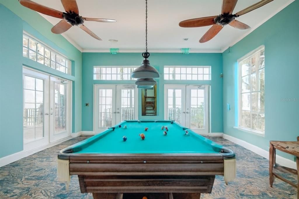 En Venta: $274,000 (2 camas, 1 baños, 774 Pies cuadrados)