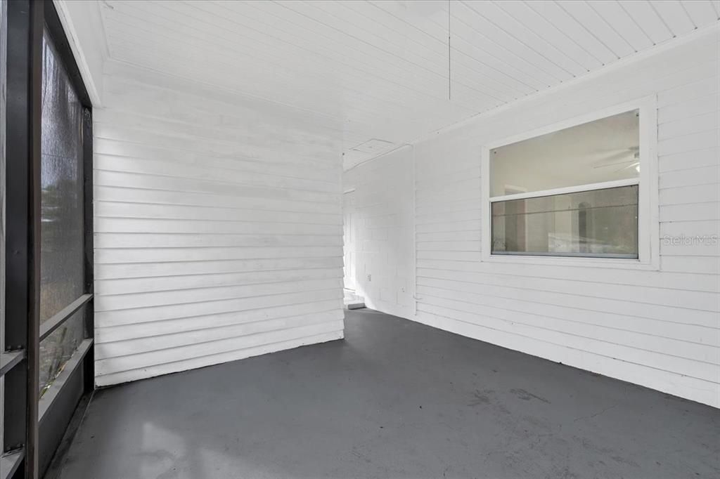 待售: $225,000 (2 贝兹, 1 浴室, 800 平方英尺)